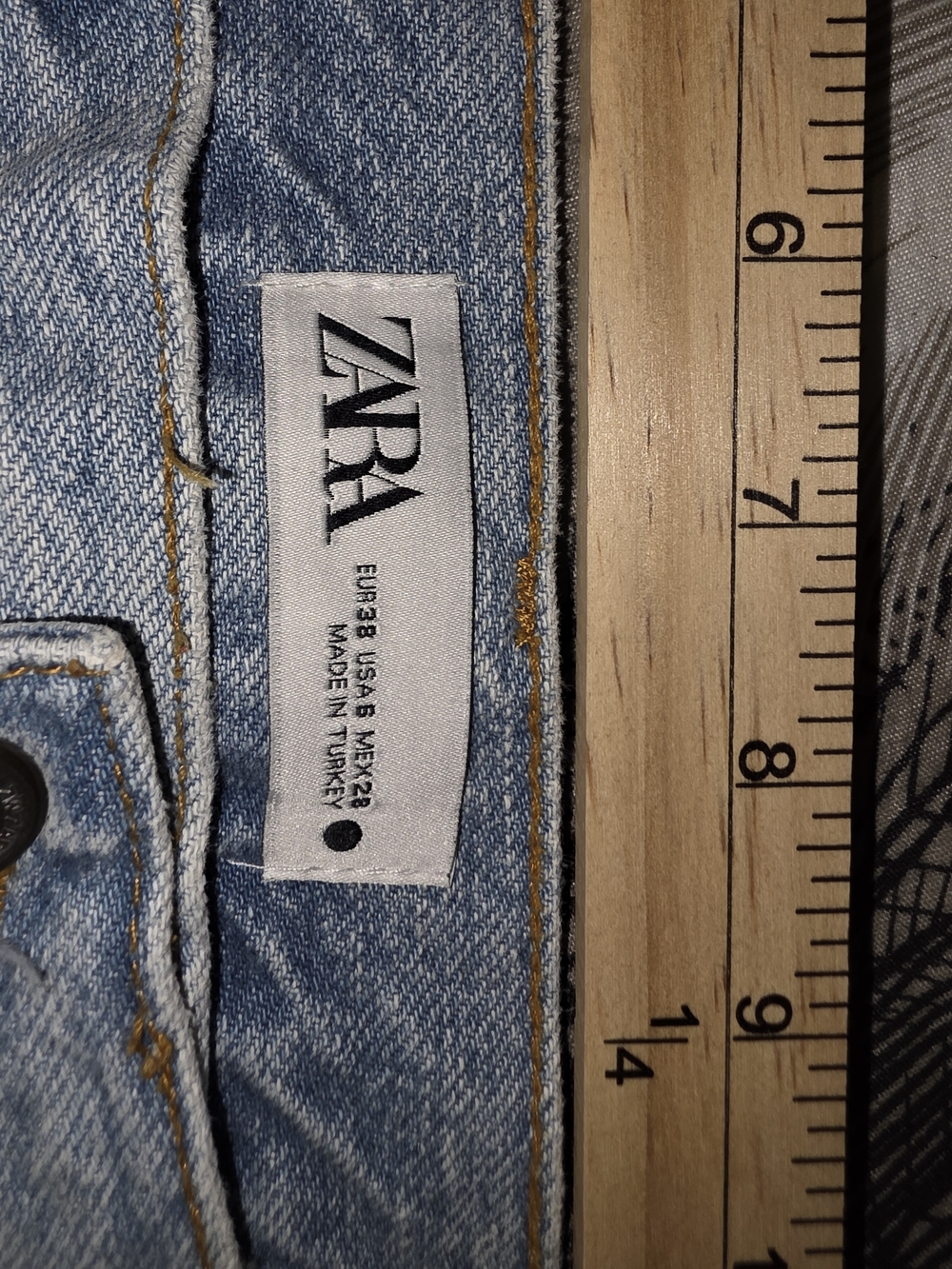 ZARA Men's Light Wash Slim Straight Jeans